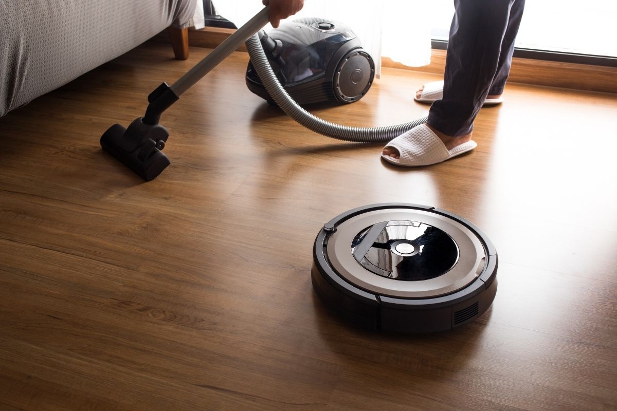 How To Empty Roomba